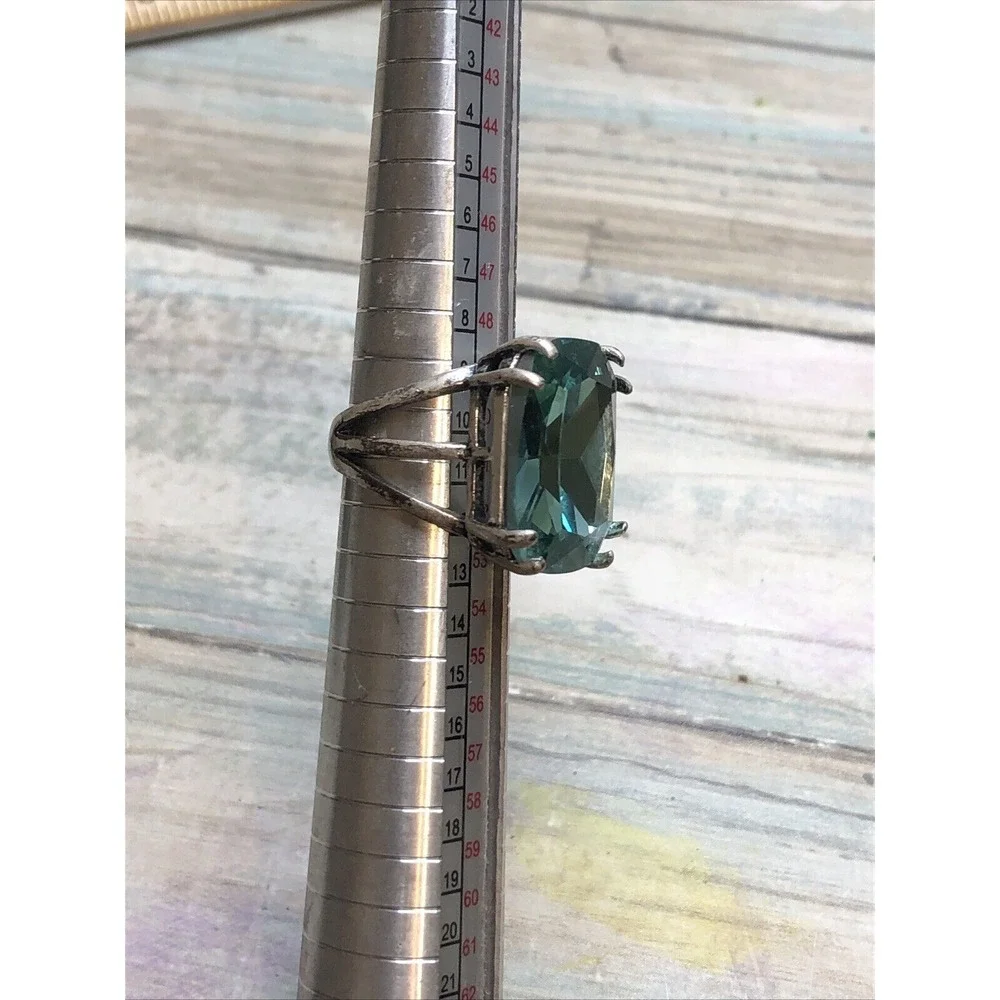 Aquamarine Fashion Jewelry Ring Distressed Silver Tone size 6‎